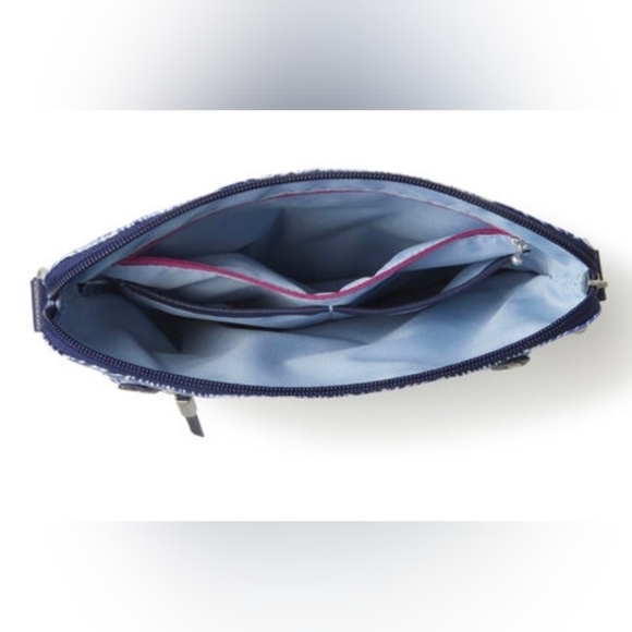 NWOT Baggallini Go Bagg with RFID Wristlet, MSRP: $78 - Picture 4 of 10